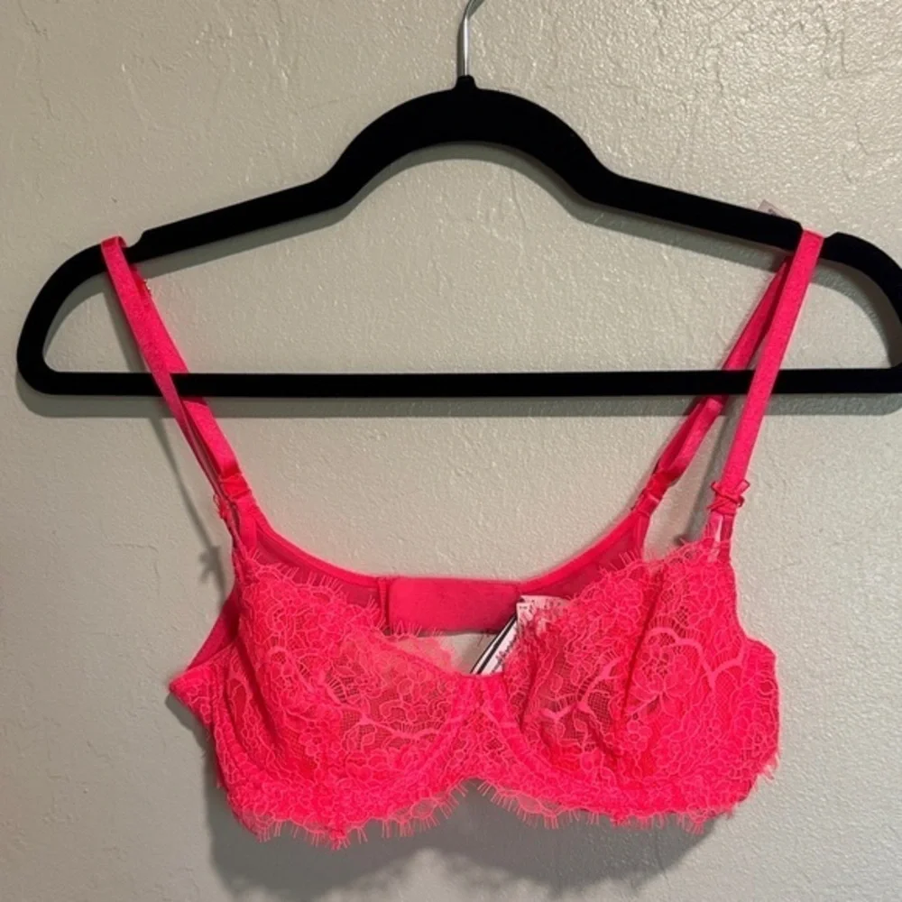 Victoria’s Secret dream Angels bra